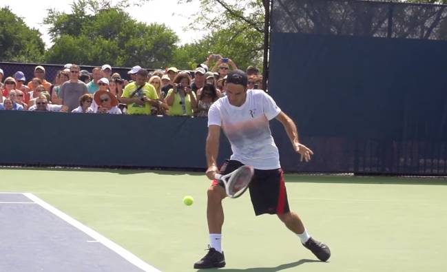 Federer low slice backhand