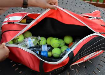 ¿Qué artículos no deberían faltar en tu bolsa de tenis?