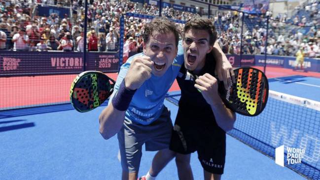 Paquito Navarro y Juan Lebrón celebran un triunfo en World Padel Tour.