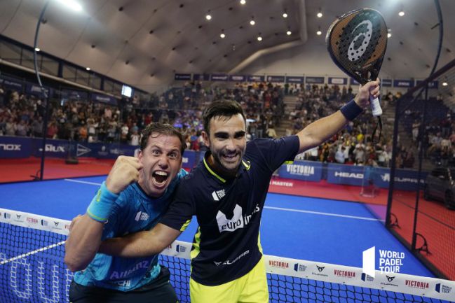 Paquito Navarro y Pablo Lima celebrando la victoria y el número uno del World Padel Tour.