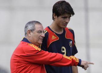 El mentor de Ramos, Piqué, Cesc, Silva, Iniesta… se retira