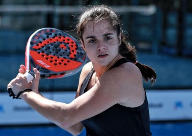 Paula Josemaría luce la Head Delta Motion Graphene 360+.