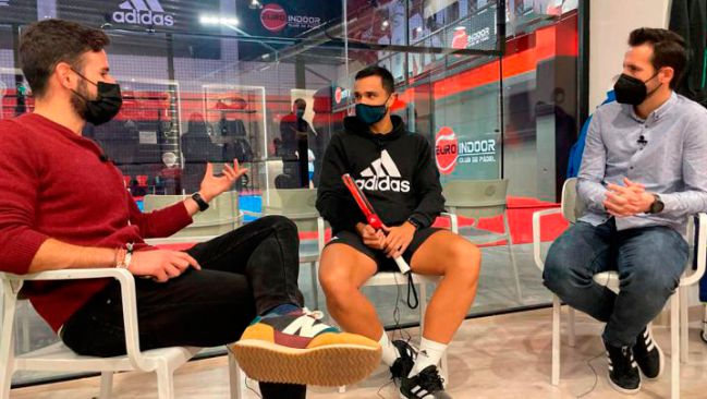 Ale Galán, junto a Javi Blanco y Alberto Bote, en la entrevista a Pádel Club.