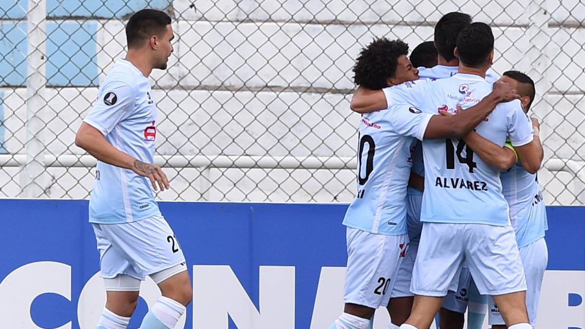 Triunfo por 2-0 del equipo cusqueño en el estreno de la Libertadores con goles de Vidales y Ramúa, que fue el más destacado del encuentro ante Santos.