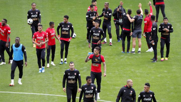 Los 23 jugadores entrenaron con normalidad y la preparación ha sido la ideal desde que se concentraron. Aldo Corzo ya ha superado sus problemas musculares.