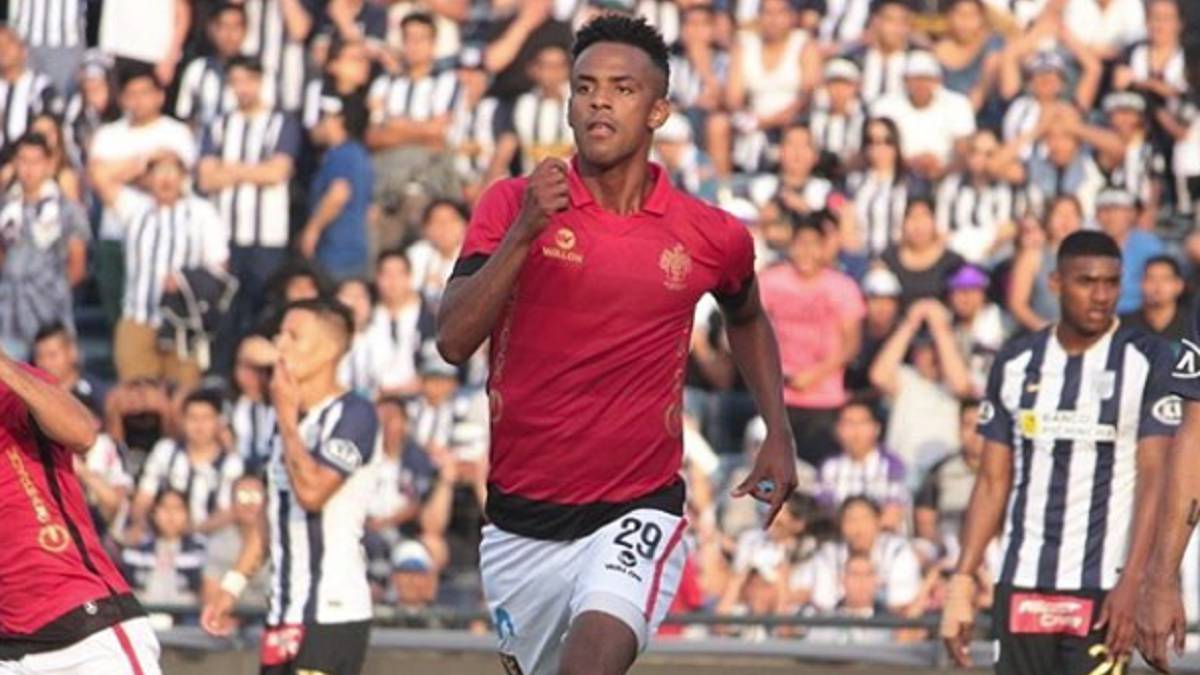El jugador internacional con Perú deja Melgar para dar un salto y disputar el campeonato brasileño con el equipo recién ascendido al Brasileirao.