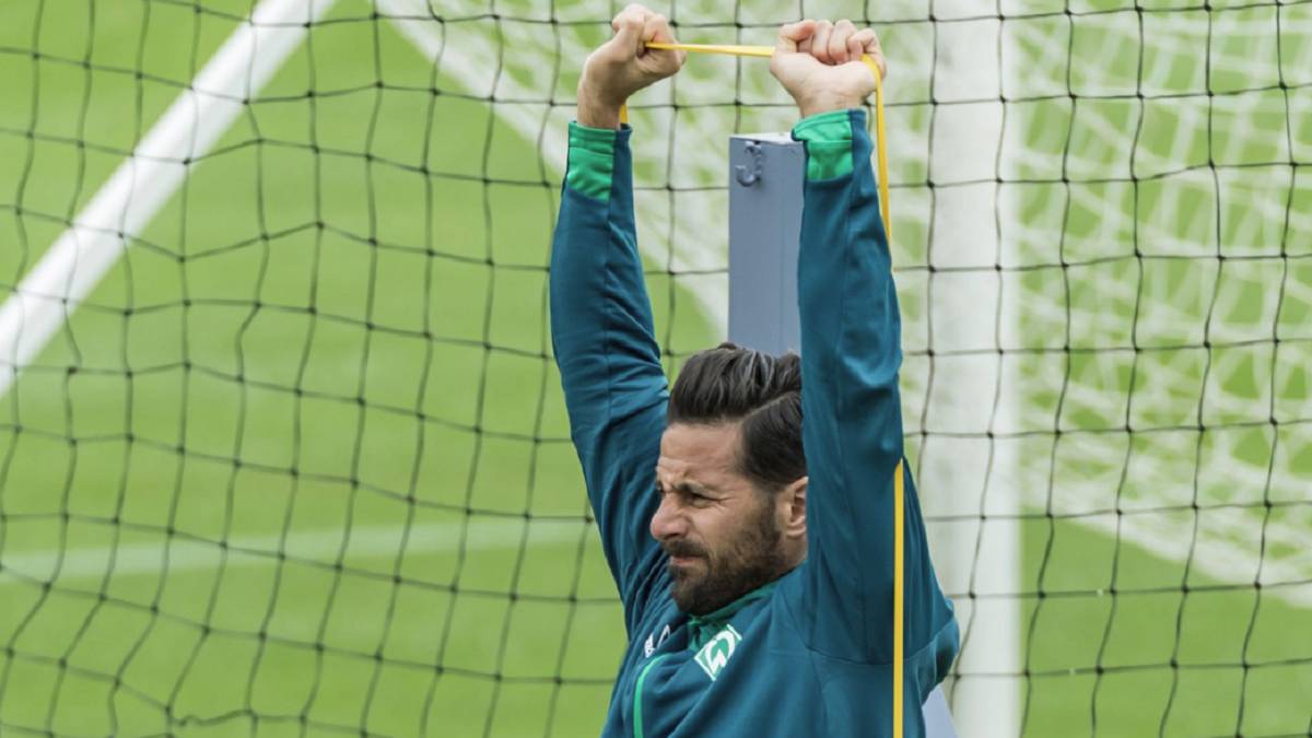 El delantero peruano de 40 años ha jugado minutos importantes en la presente campaña con el Werder Bremen y suma dos goles goles en Bundesliga.