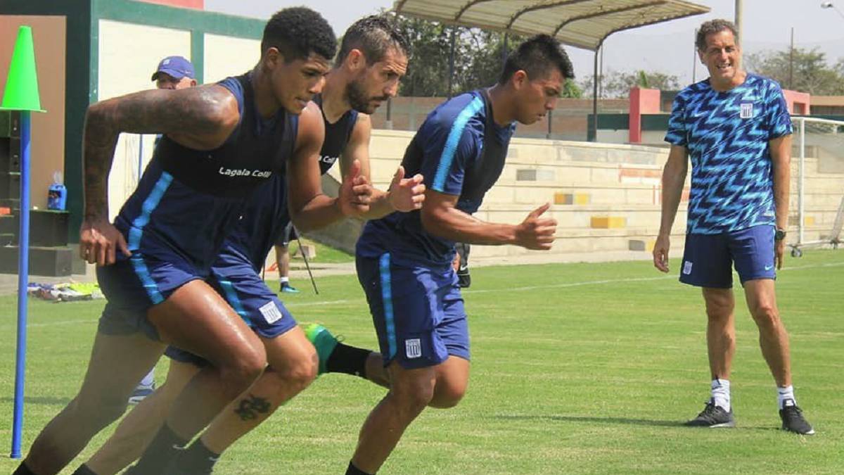 El mediocentro, gran fichaje del conjunto blanquiazul hasta el momento en el presente mercado, deber ser el líder a la hora de generar juego ofensivo.