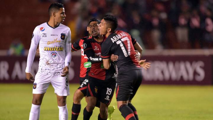 Melgar golpea primero a Caracas y se acerca a la Libertadores