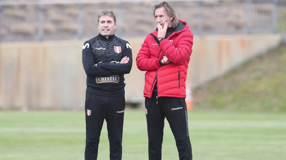 El delantero, que jugó el partido completo ante Paraguay, sufre una sobrecarga y lo más probable es que no sea titular. Gareca tiene algunas variantes.