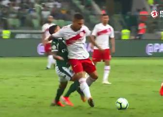 Guerrero se jugó la expulsión y se encaró con Felipe Melo