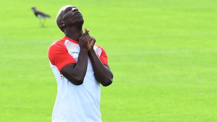 El lateral vive con muchas ansias el debut ante Venezuela por la Copa América y afirma que su paso por España le ha ayudado mucho en su progresión.