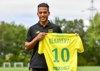 Benavente lucirá el 10 en el Nantes por Ronaldinho