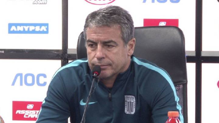 "¿Árbitro argentino? Es la misma improvisación que con el VAR..."