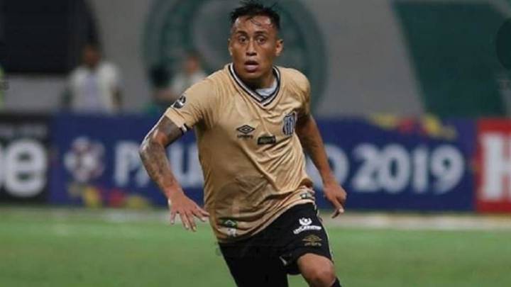 Juan Carlos Oblitas lanzó un aviso directo a Christian Cueva ahora que su futuro está en el aire a nivel de clubes y, por supuesto en la selección.