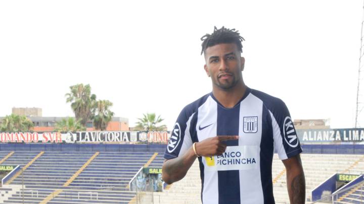 Oficial: Carlos Ascues ficha por Alianza Lima