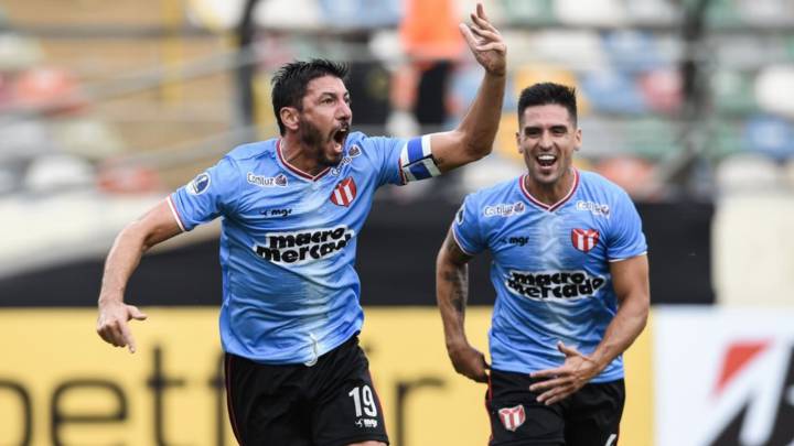 Atlético Grau cae frente a River Plate de Uruguay dando pelea