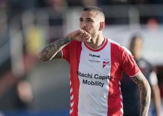 Sergio Peña tumba la puerta
