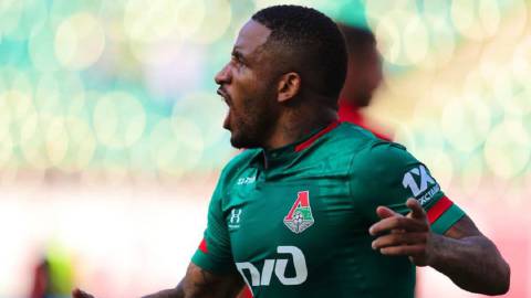Farfán no seguiría en Rusia