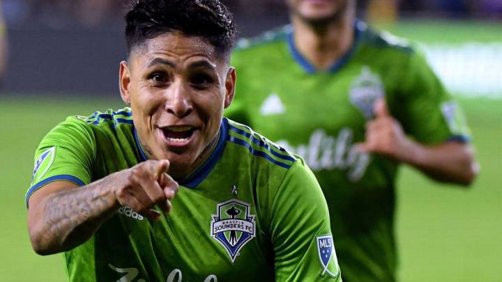 Raúl Ruidíaz apunta a la titularidad en la Blanquirroja