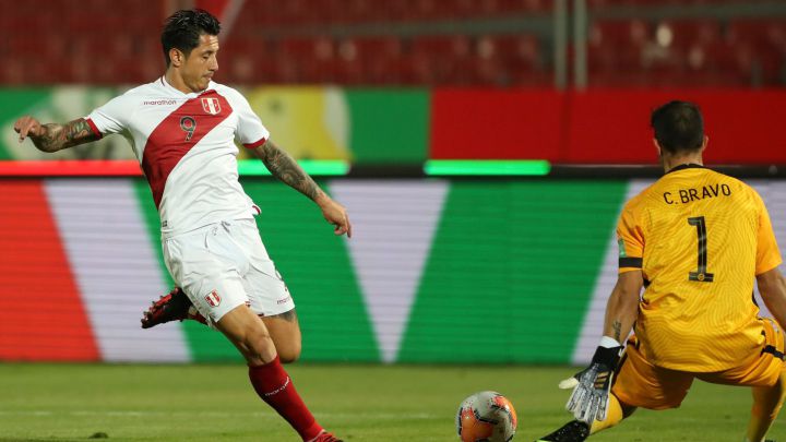 Lapadula debuta en silencio