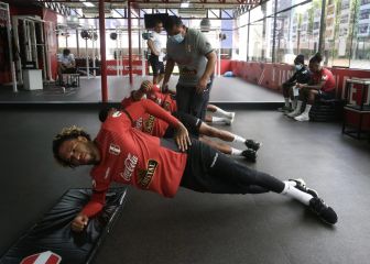 Seleccionados que militan en la MLS entrenan en la Videna