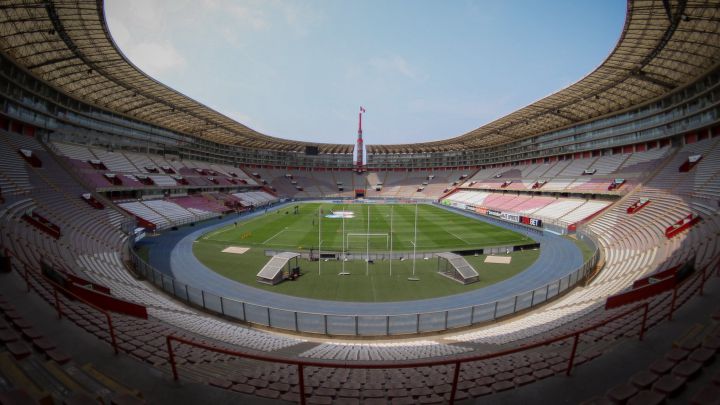 La Liga 1, en suspenso