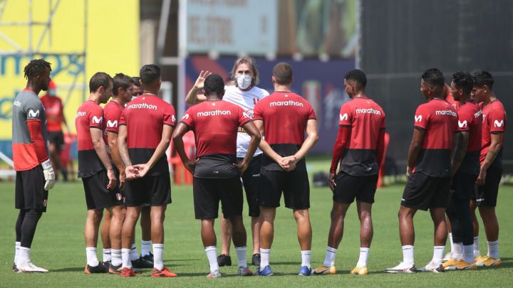 El 'vacunagate' del fútbol enfrenta a la FPF y al Gobierno