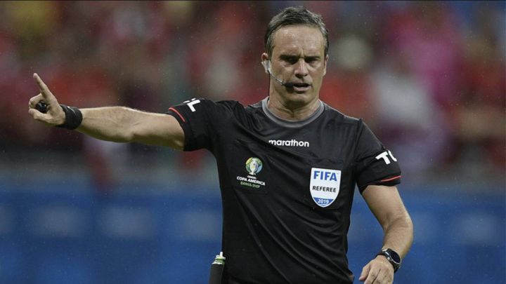 Así es Patricio Loustau, el árbitro del Perú - Brasil de Copa América