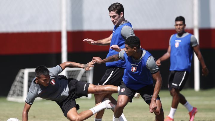 A un día del duelo ante Ecuador, Perú continuó con su preparación en el campo de entrenamiento del Atlético Goianense. Todos están disponibles.