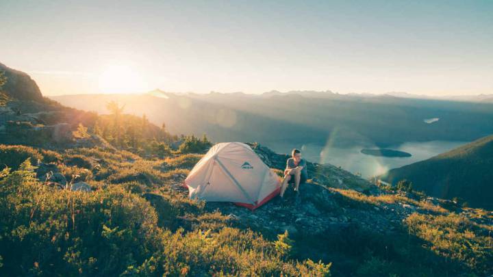 kit necesario para ir de acampada