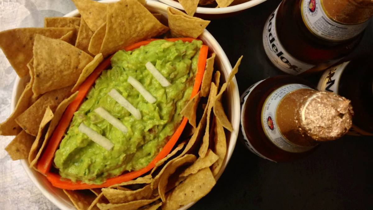 Super Bowl: ¿Verlo en un restaurante o en casa?