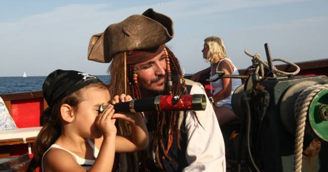 Desayuno y merienda con piratas en Barcelona