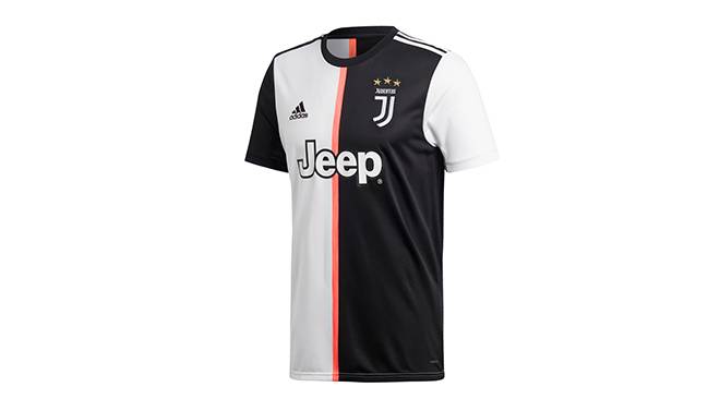 Primera equipación de la Juventus.