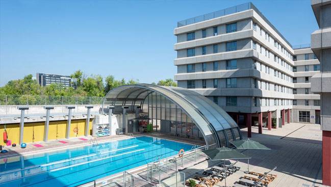 Hotel TRYP Airport Suites