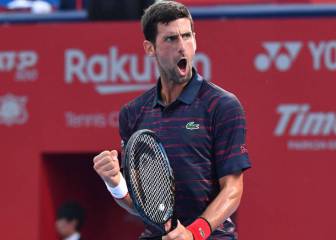 Equípate como Djokovic con sus zapatillas, ropa y raqueta de tenis