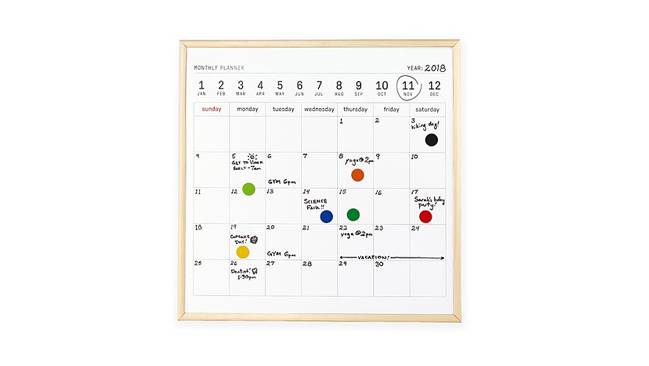 Pizarra magentica con calendario