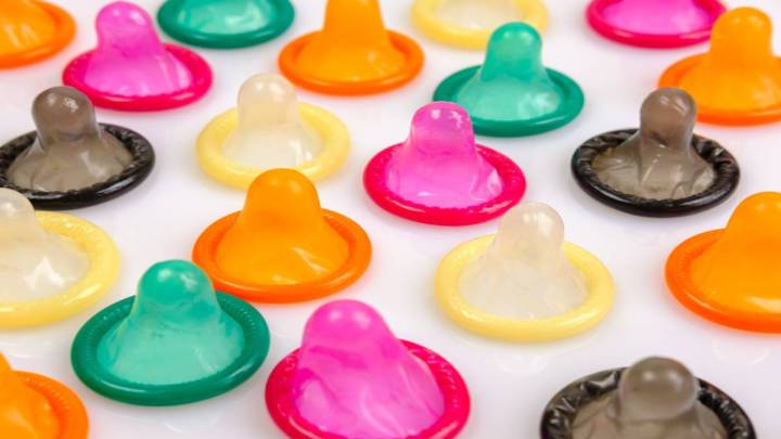 Preservativos de colores.