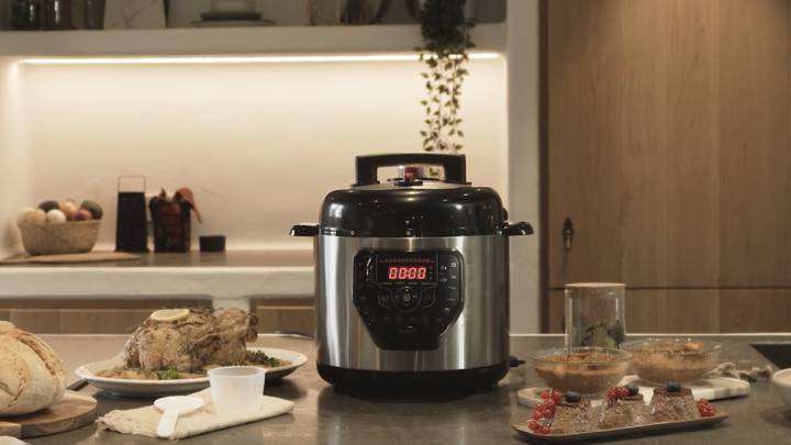 Cocina infinidad de platos con esta olla programable y multifunción, rebajada un 50%