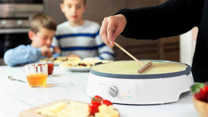 Diviértete cocinando con esta crepera eléctrica, con descuento del 43% en Cecotec