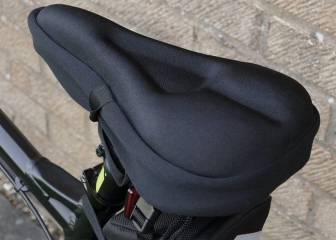 Mejora tus salidas en bicicleta con esta cubierta de gel para el sillín
