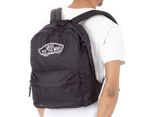 Encontramos la mochila Vans Realm en 25 colores y con espacio para guardarlo todo