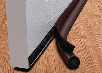 Ahorra en luz y calefacción con el burlete para puertas más vendido en Amazon
