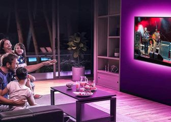 Convierte tu TV en un cine en casa con la tira LED más vendida y valorada en Amazon