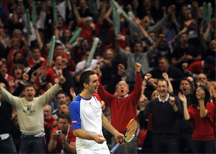Serbia gana a Francia y consigue su primera Davis