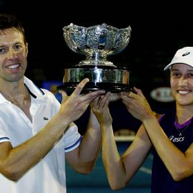 Srebotnik y Nestor ganan el título de dobles mixtos Srebotnik y Nestor ganan el título de dobles mixtos