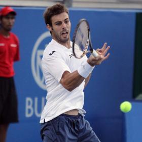Granollers, eliminado por Tipsarevic y el agotamiento Granollers, eliminado por Tipsarevic y el agotamiento