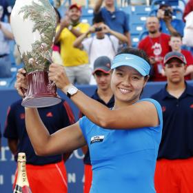 Na Li gana a Kerber y se hace con el título en Cincinnati Na Li gana a Kerber y se hace con el título en Cincinnati