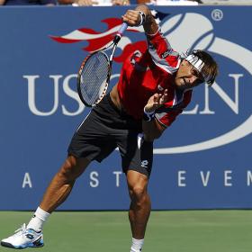 Ferrer avanza firme y Djokovic intimida Ferrer avanza firme y Djokovic intimida