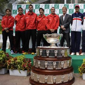 Ferrer y Almagro, ante los cañoneros de EE UU Ferrer y Almagro, ante los cañoneros de EE UU